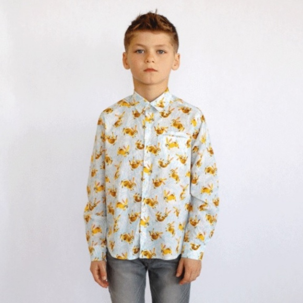 Jumping bunny rabbit button-down 😍🐰